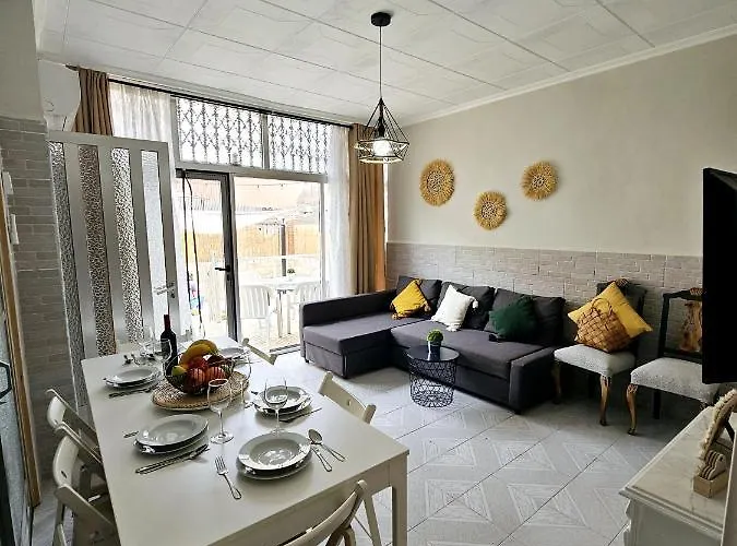 Cozynest - With Terrace By Suncastle Lägenhet Alicante